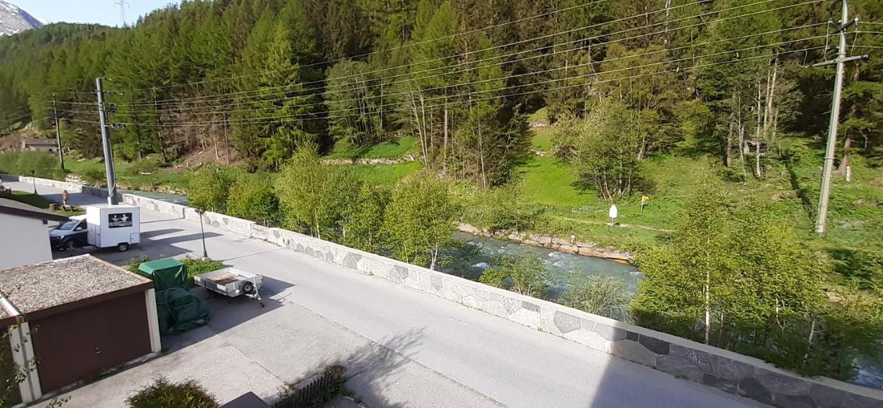 Free Cable Car & Bus In The Summer Haus L'Oree Saas-Grund Εξωτερικό φωτογραφία